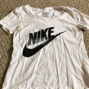 Nike T-shirt